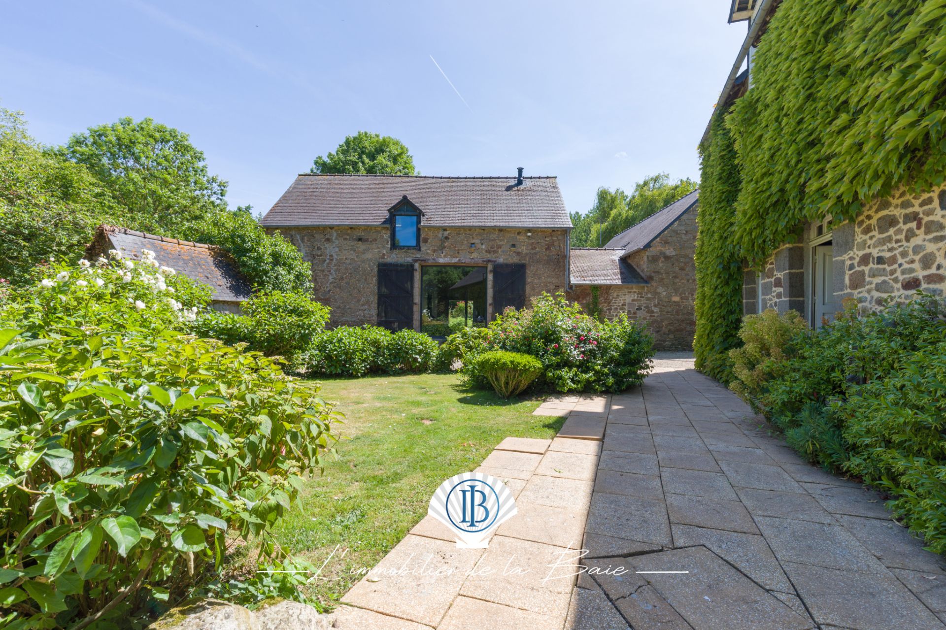 maison 12 Pièces en vente sur Miniac-Morvan (35540)