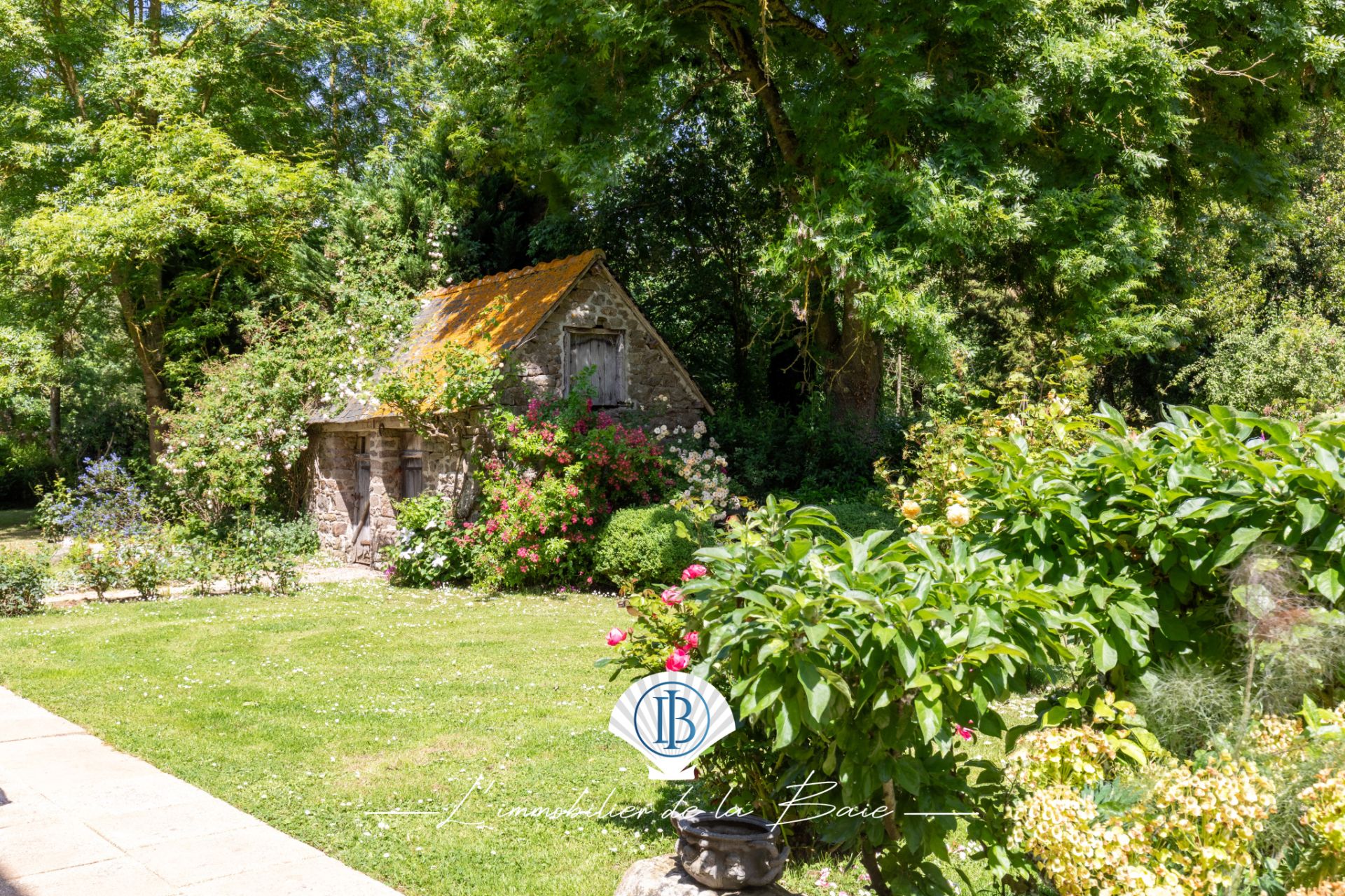 maison 12 Pièces en vente sur Miniac-Morvan (35540)